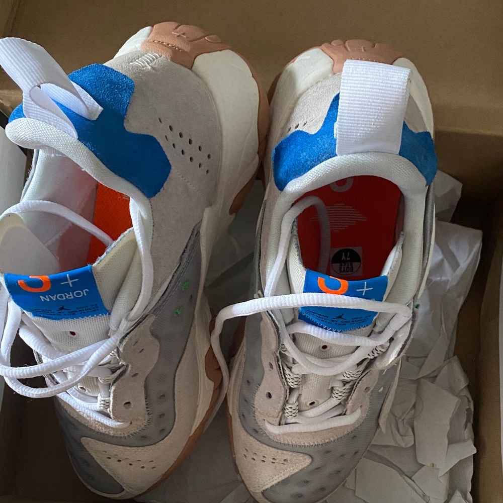 Jordan Kids White and Blue Accent Sneakers